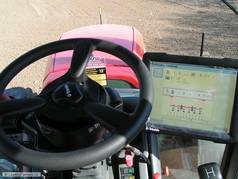 První instalace systému automatického řízení Trimble EZ-Pilot na traktor značky Zetor (5) (zobrazeno 145x)